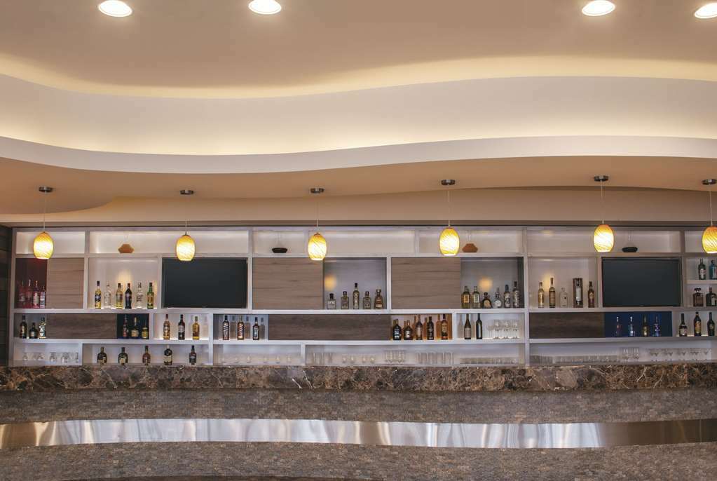Hilton Garden Inn Leon Poliforum Restoran fotoğraf